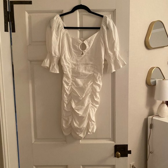 Show Po White Dress - Picture 3 of 5